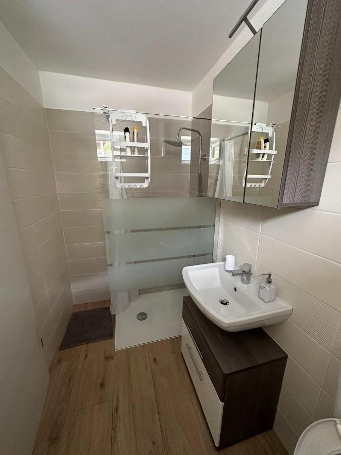 Apartma Alta *
